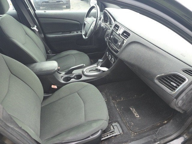 2012 Chrysler 200 Touring