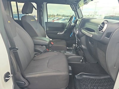 2013 Jeep Wrangler Unlimited Sahara