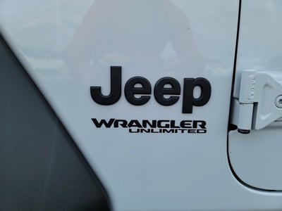 2021 Jeep WRANGLER Base