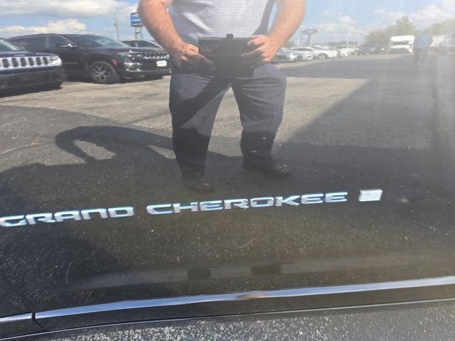 2022 Jeep Grand Cherokee 4xe Overland