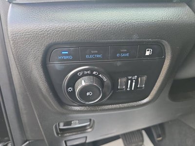 2022 Jeep Grand Cherokee 4xe Overland