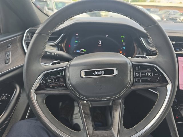 2022 Jeep Grand Cherokee 4xe Overland