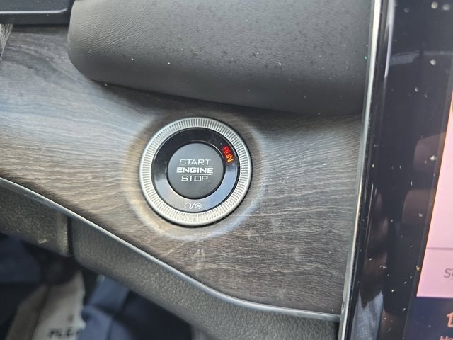 2022 Jeep Grand Cherokee 4xe Overland