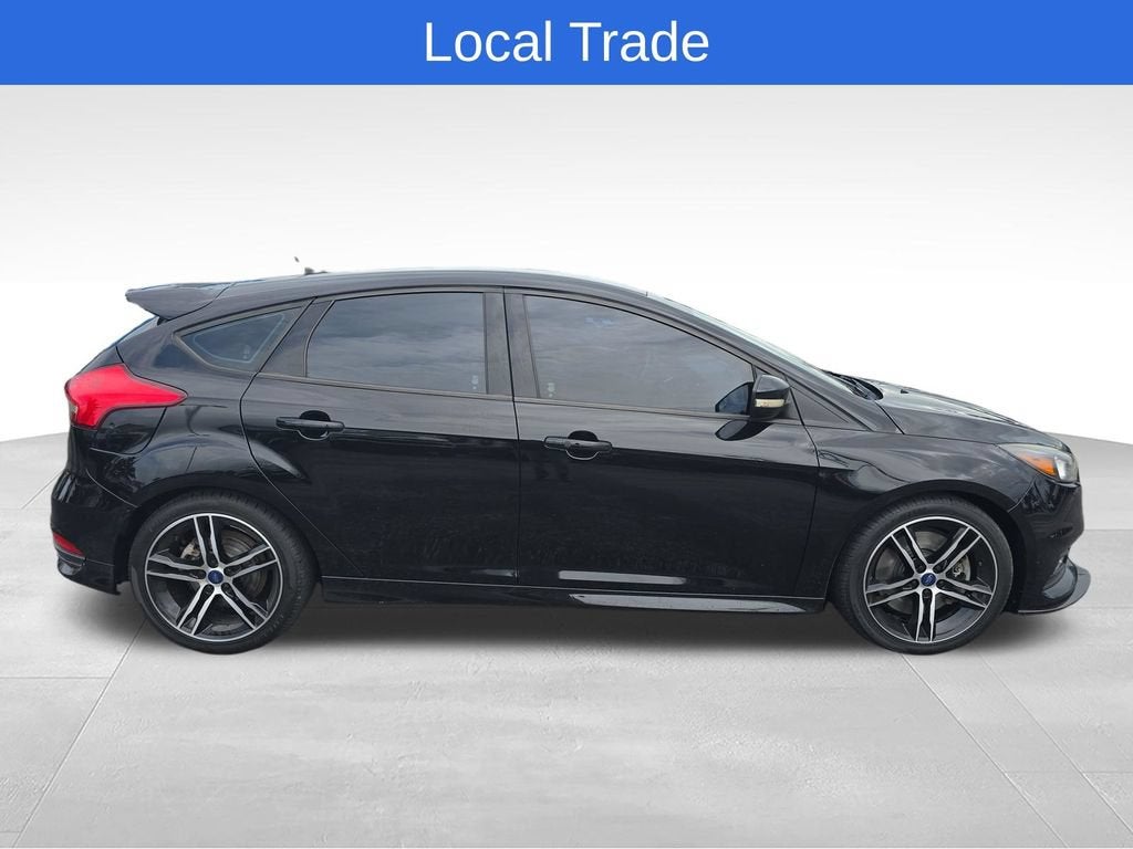 2017 Ford Focus ST