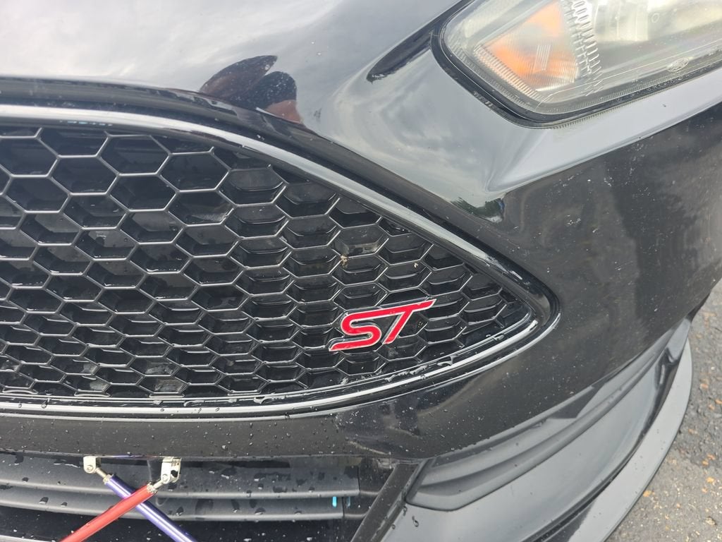 2017 Ford Focus ST