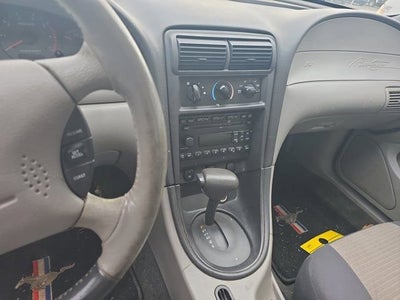 2004 Ford Mustang Standard