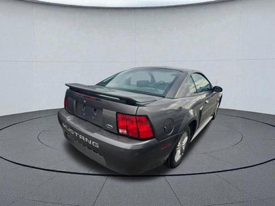 2004 Ford Mustang Standard