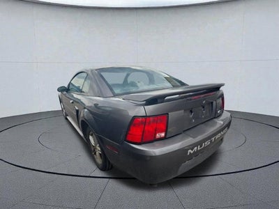 2004 Ford Mustang Standard