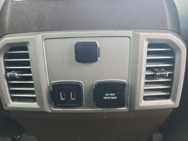 2017 Ford Super Duty F-350 DRW Lariat