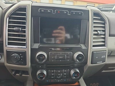 2017 Ford Super Duty F-350 DRW Lariat