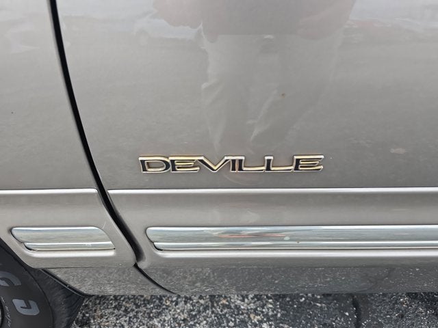 1999 Cadillac Deville Base