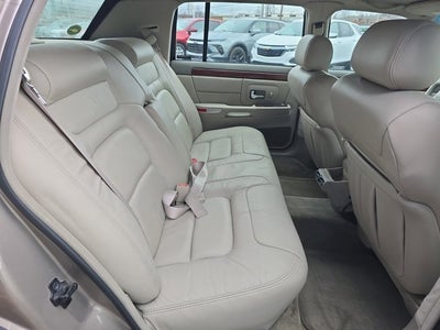 1999 Cadillac Deville Base
