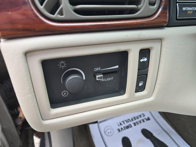 1999 Cadillac Deville Base