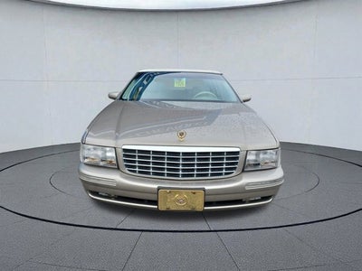 1999 Cadillac Deville Base