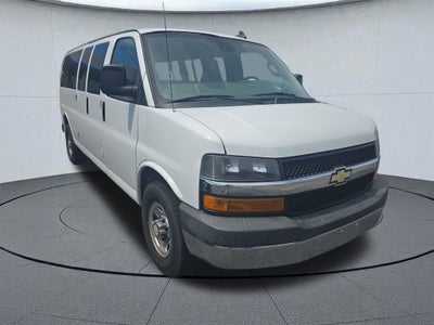 2020 Chevrolet Express Passenger 3500 1LT