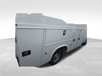2025 Chevrolet Express Cutaway 3500 1WT