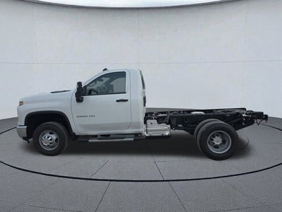 2025 Chevrolet Silverado 3500 HD Chassis Cab Work Truck
