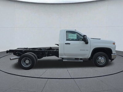 2025 Chevrolet Silverado 3500 HD Chassis Cab Work Truck