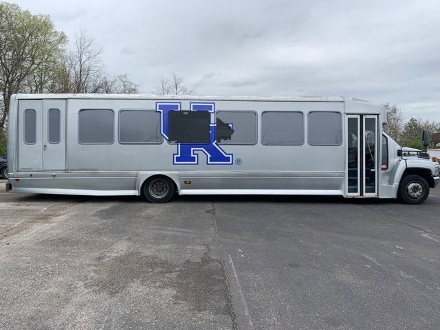 2009 Chevrolet 5500 Base