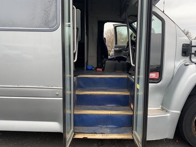 2009 Chevrolet 5500 Base