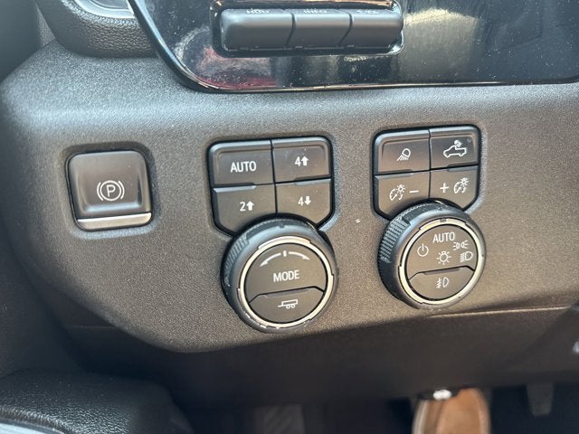 2024 Chevrolet Silverado 3500 HD High Country DRW