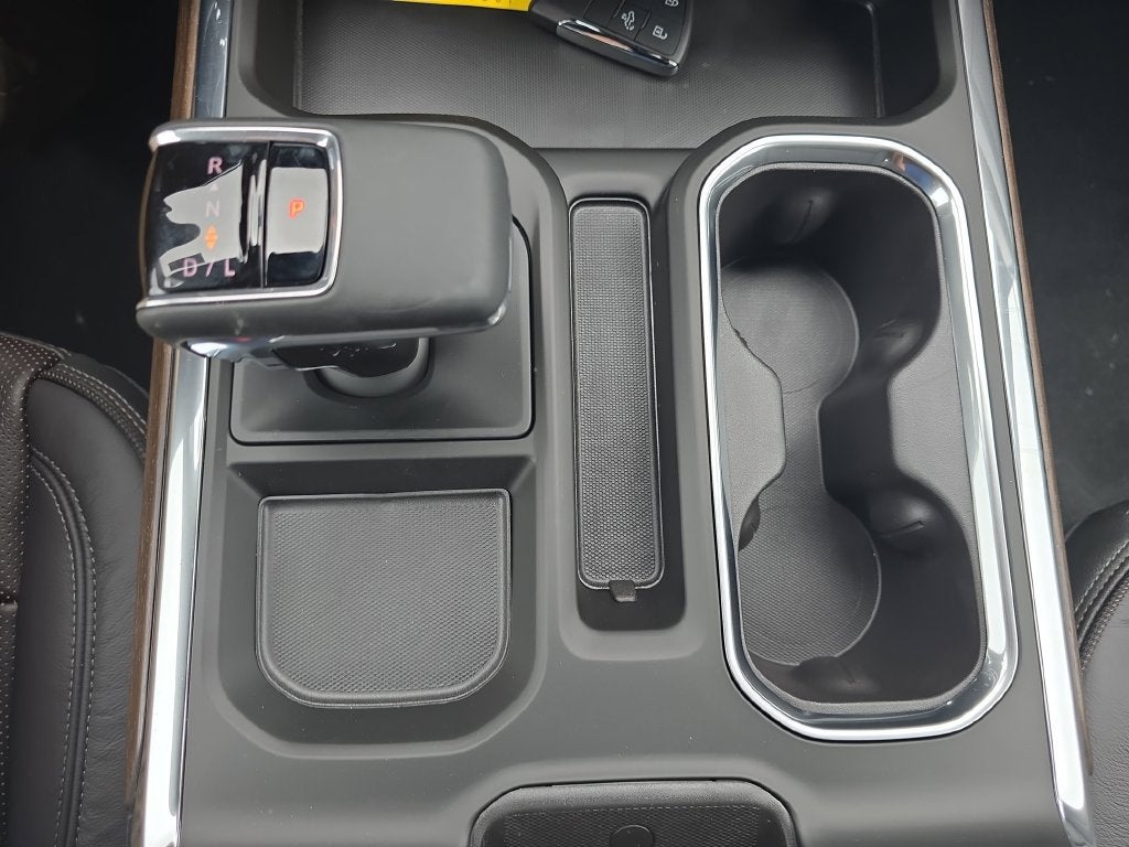 2026 Chevrolet Silverado 1500 High Country - Photo 40