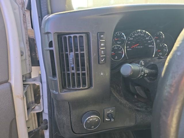 2017 Chevrolet Express Cargo 2500 Base