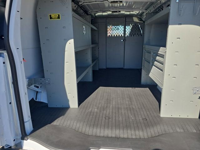 2025 Chevrolet Express Cargo WT