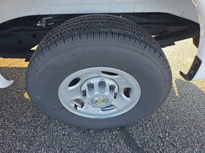 2024 Chevrolet Express Cargo 2500 WT