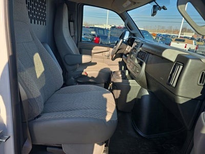 2024 Chevrolet Express Cargo 2500 WT