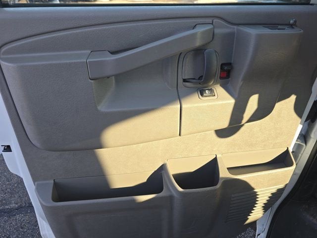 2024 Chevrolet Express Cargo 2500 WT