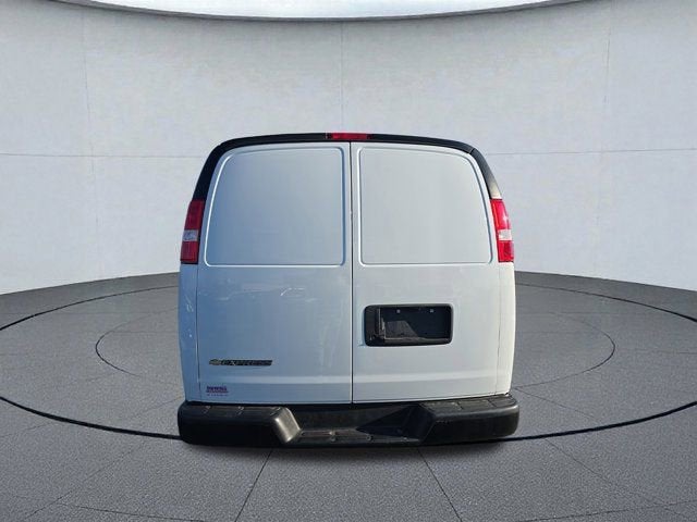 2024 Chevrolet Express Cargo 2500 WT