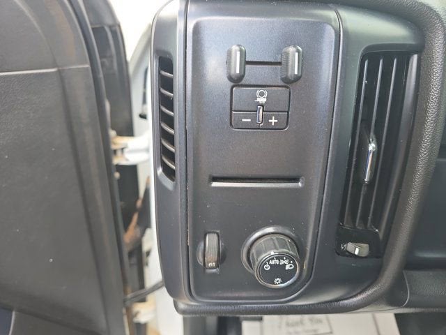 2018 GMC Sierra 3500 HD Chassis Cab Base