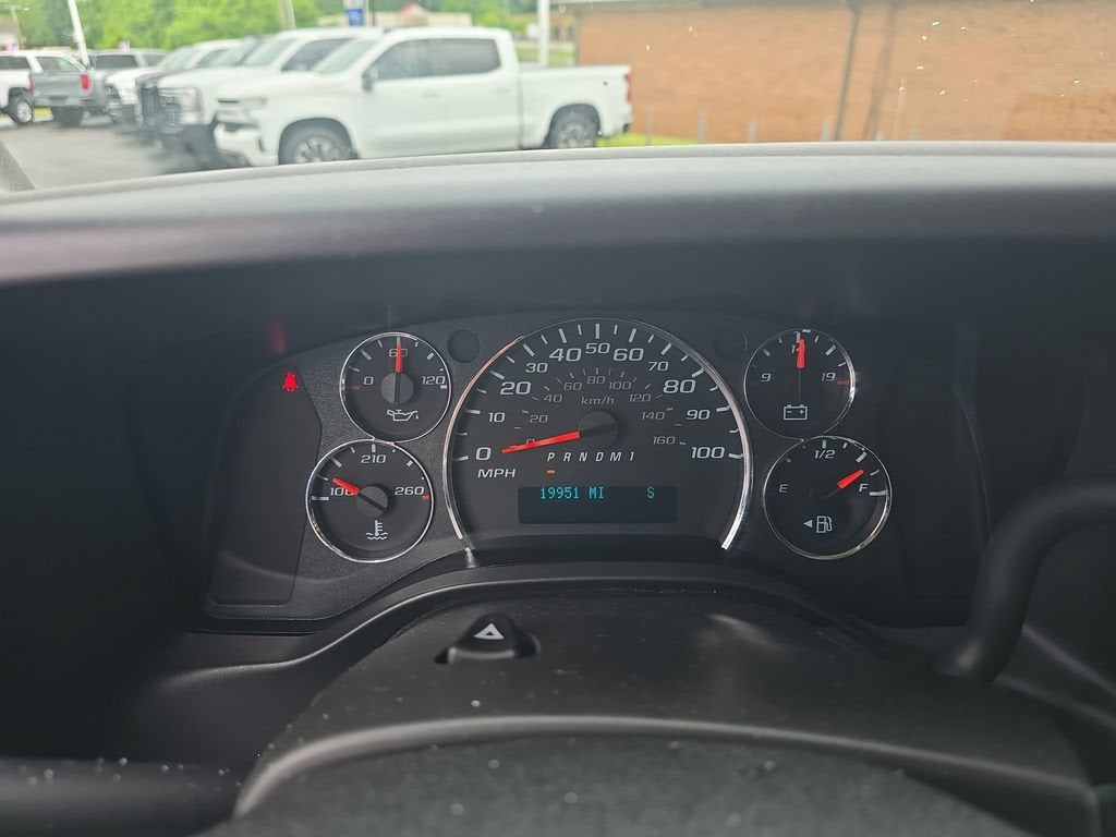 2025 GMC Savana Passenger LT