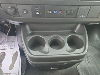 2025 GMC Savana Passenger LT