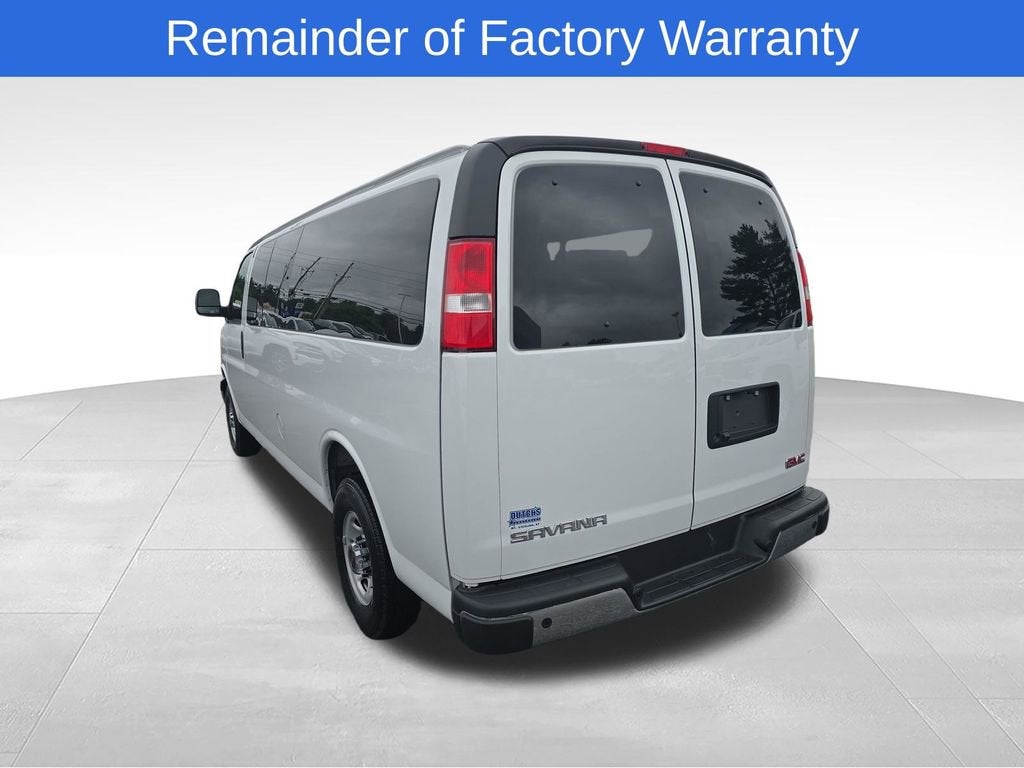 2025 GMC Savana Passenger LT