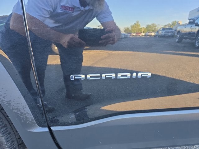 2023 GMC Acadia SLE