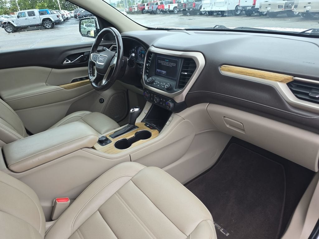 2018 GMC Acadia Denali