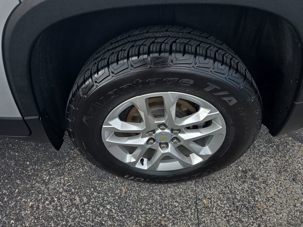 2022 Chevrolet Traverse LS