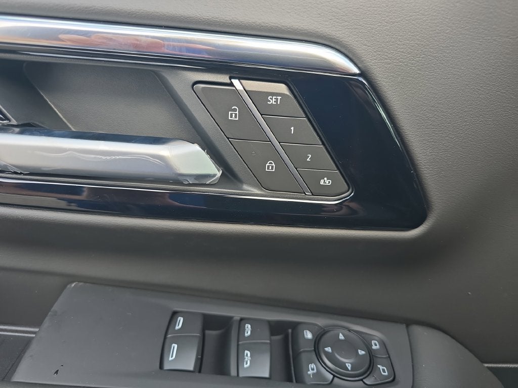 2027 Chevrolet Tahoe RST