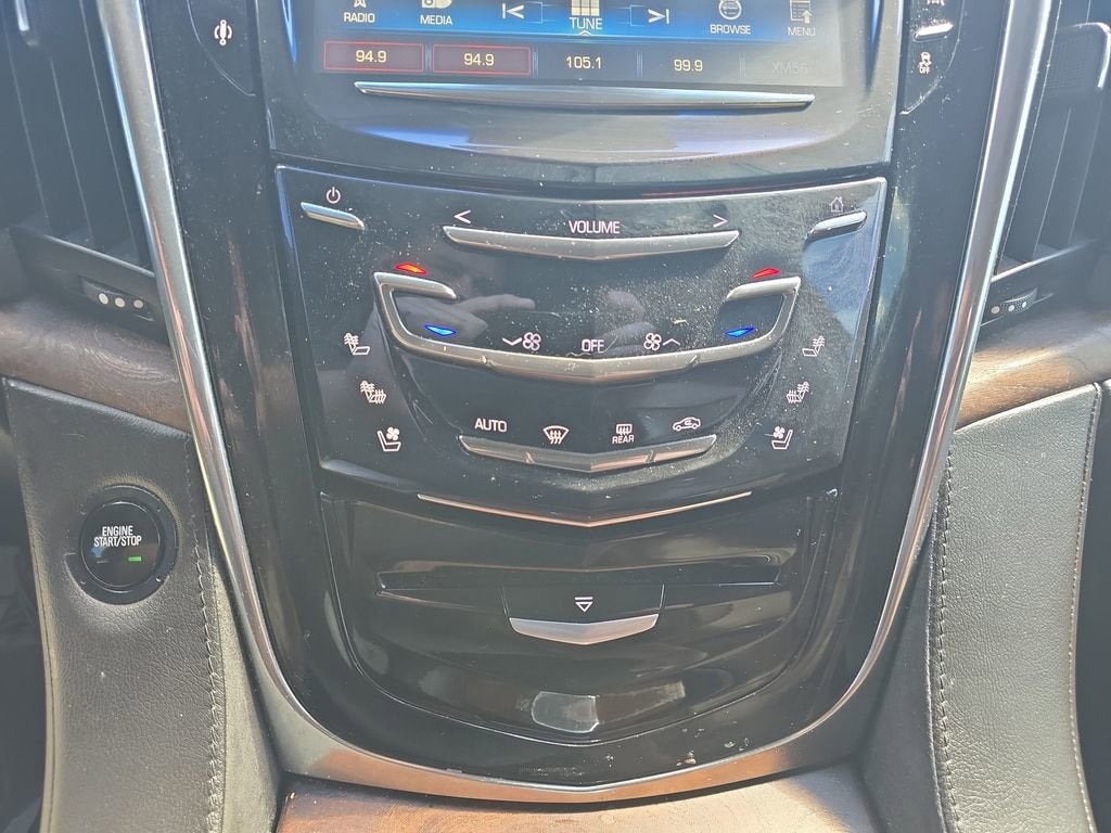 2016 Cadillac Escalade Luxury Collection