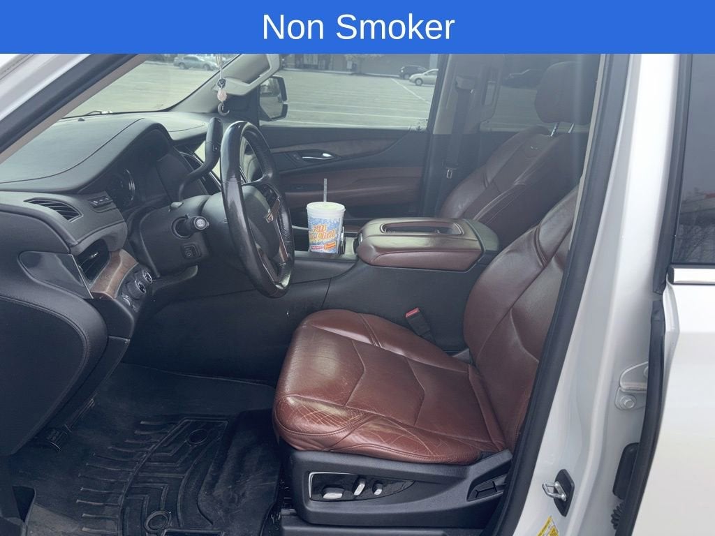 2016 Cadillac Escalade Luxury Collection