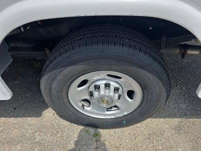 2026 Chevrolet Express Cutaway 3500 1WT