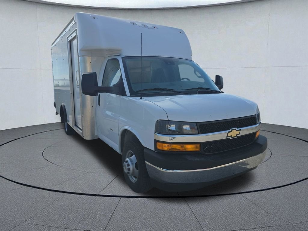 2021 Chevrolet Express Cutaway 3500 Base