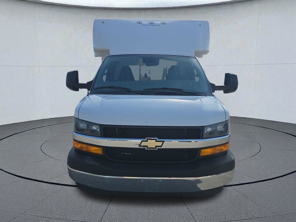 2021 Chevrolet Express Cutaway 3500 Base