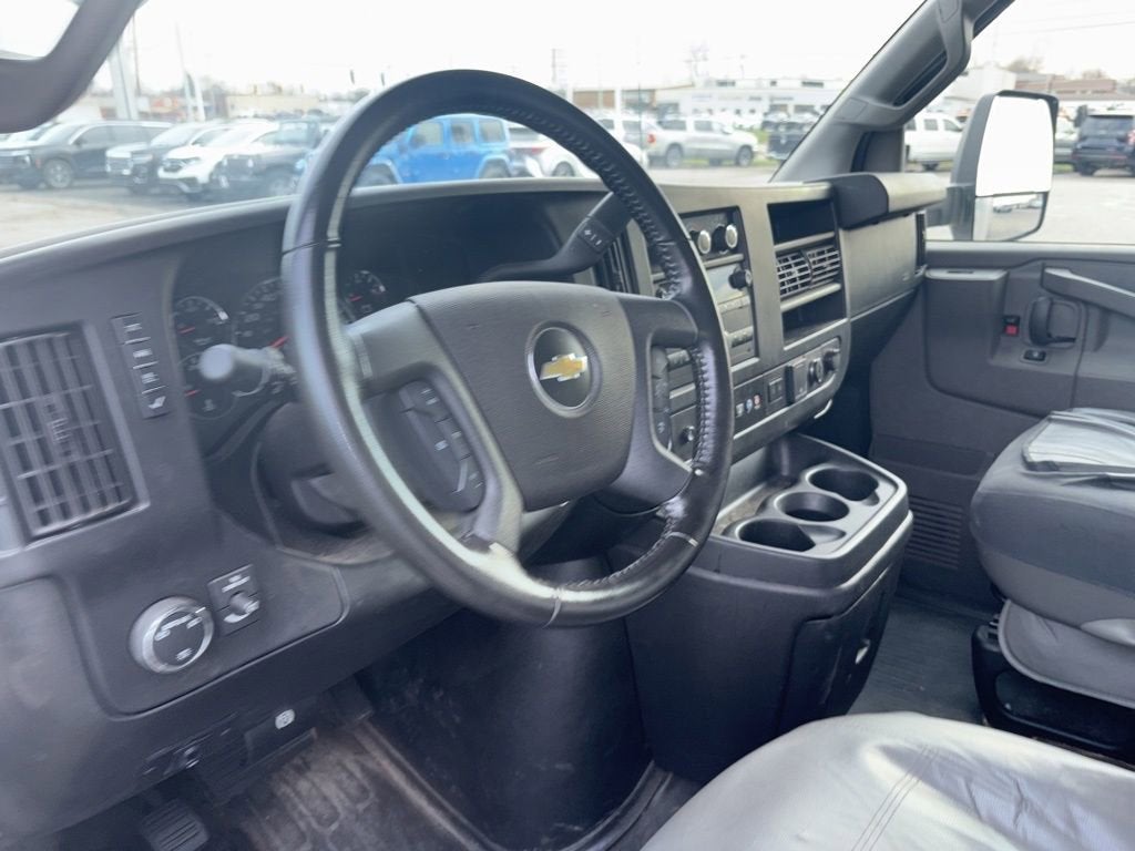 2021 Chevrolet Express Cutaway 3500 Base