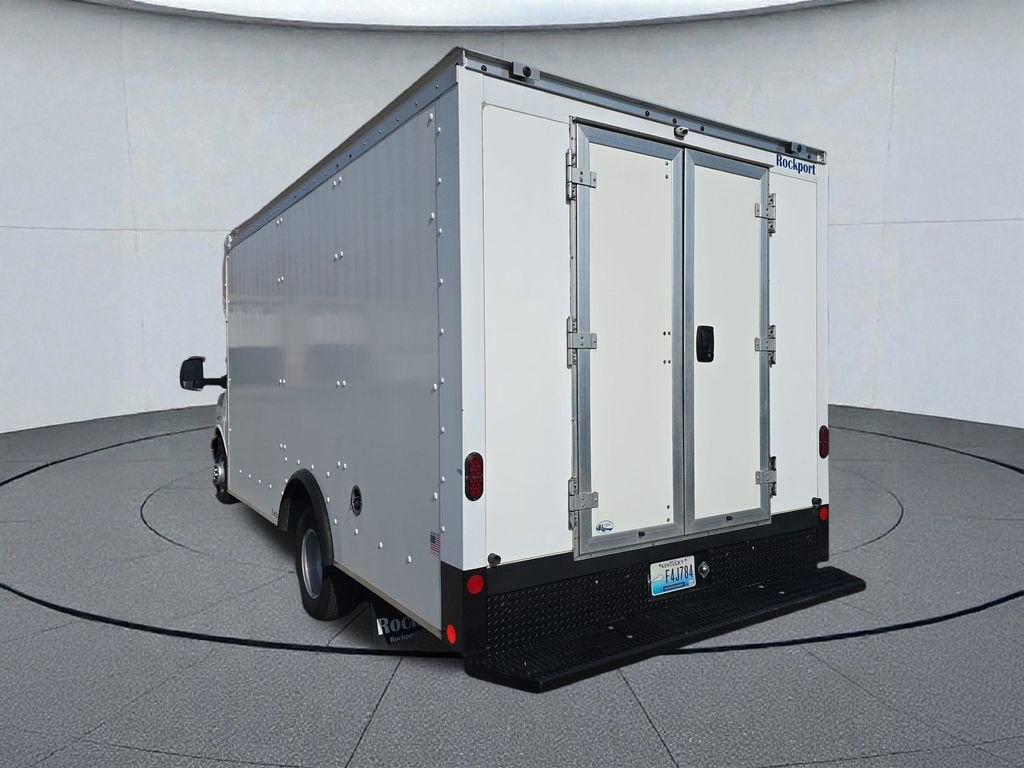 2021 Chevrolet Express Cutaway 3500 Base