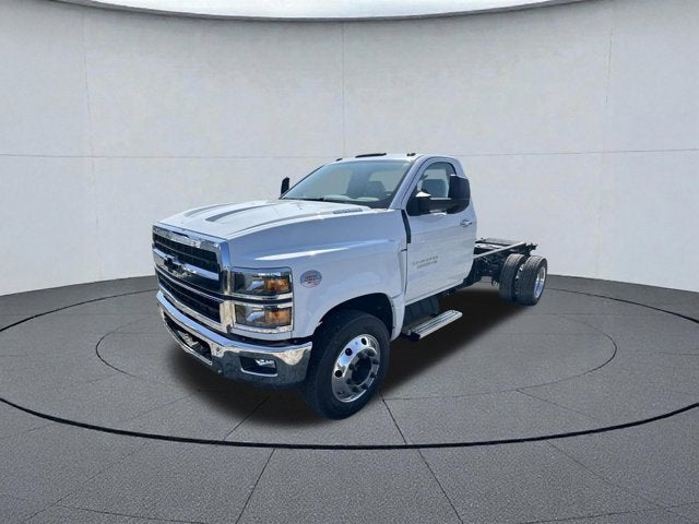2024 Chevrolet Silverado 5500 HD Work Truck