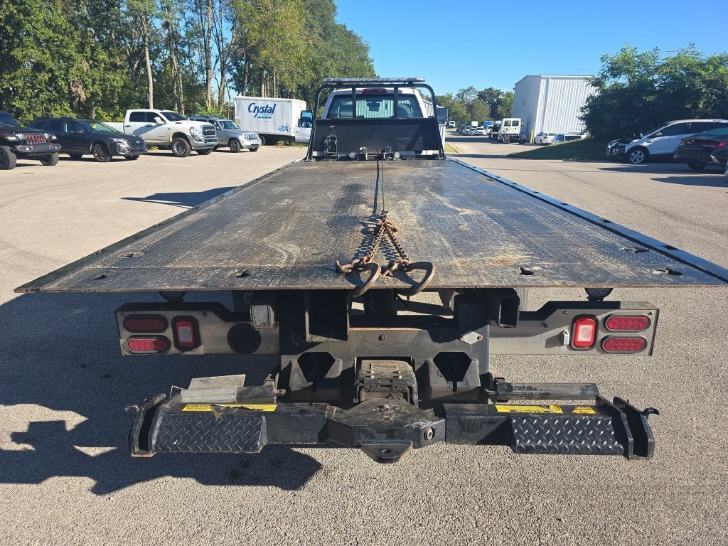 2023 Chevrolet Silverado 5500 HD Work Truck