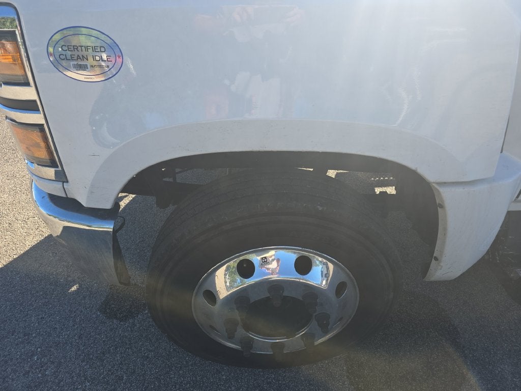2023 Chevrolet Silverado 5500 HD Work Truck